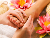Massage de réflexologie des pieds
